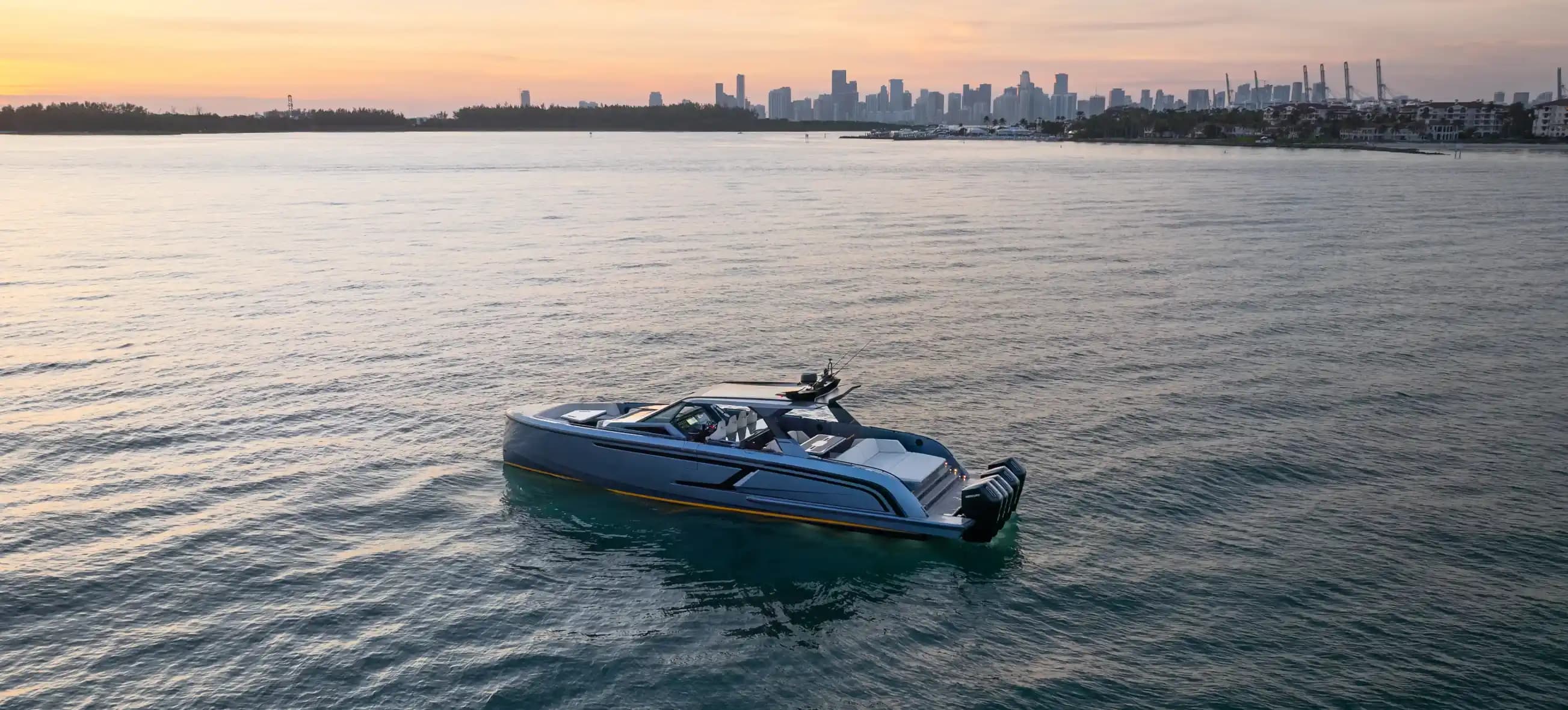 2025 Vanquish VQ55 Sports Line Outboard for Sale in Miami, Florida Aft Cabin 1